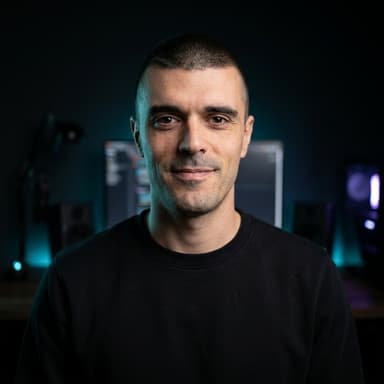 Oscar López Martínez - Senior Full-Stack AI Engineer